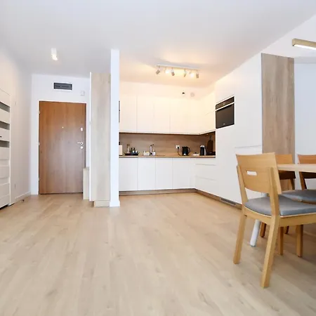 Navigator Port-nadmorskie Tarasy Brilliant 613 코워브제크