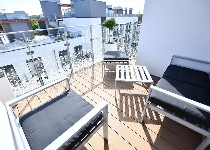 Navigator Port-nadmorskie Tarasy Brilliant 613 * Kolobrzeg